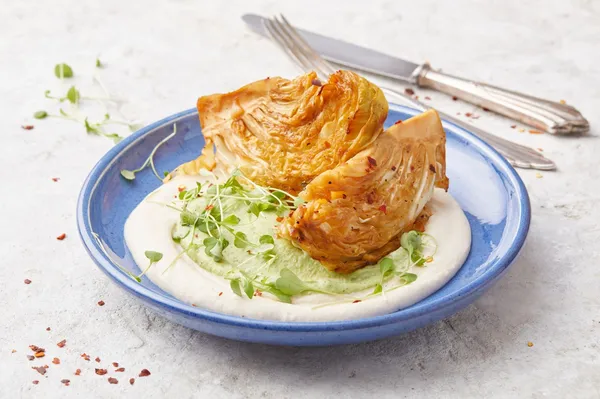 Zelje je spet "IN" – tako ga kuharski mojstri spremenijo v pravo poslastico