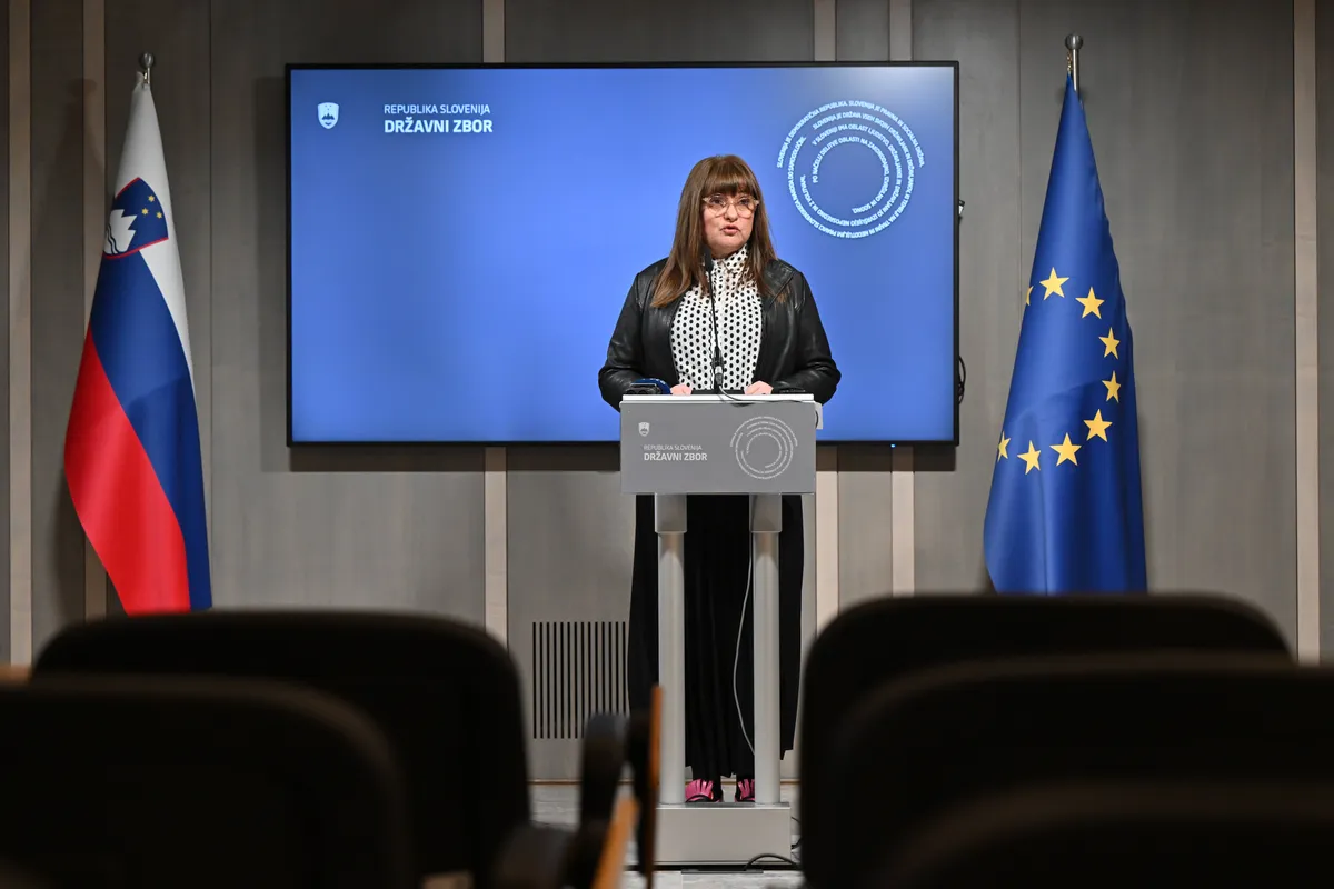 Vonta zaradi groženj in pritiskov ne bo več komentirala dela preiskovalne komisije