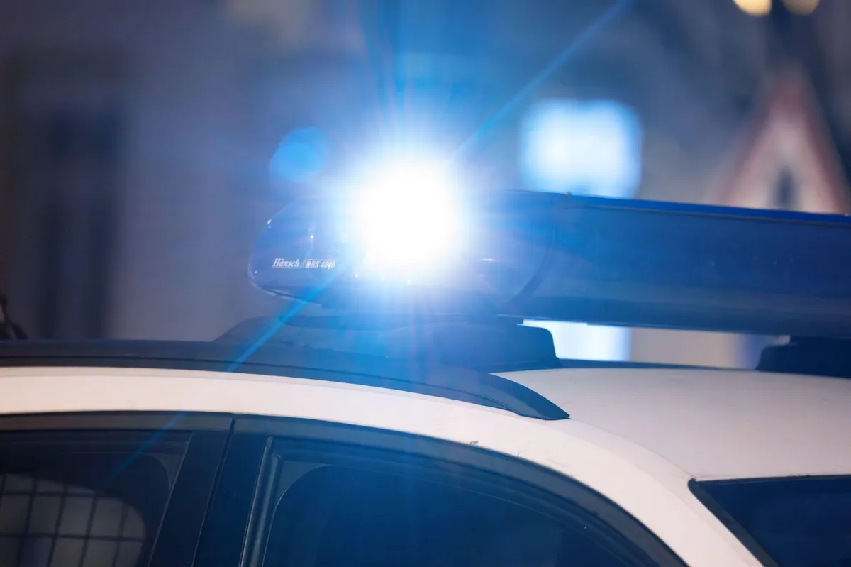 Ponoči v hudi prometni nesreči nad Ajdovščino umrli trije ljudje