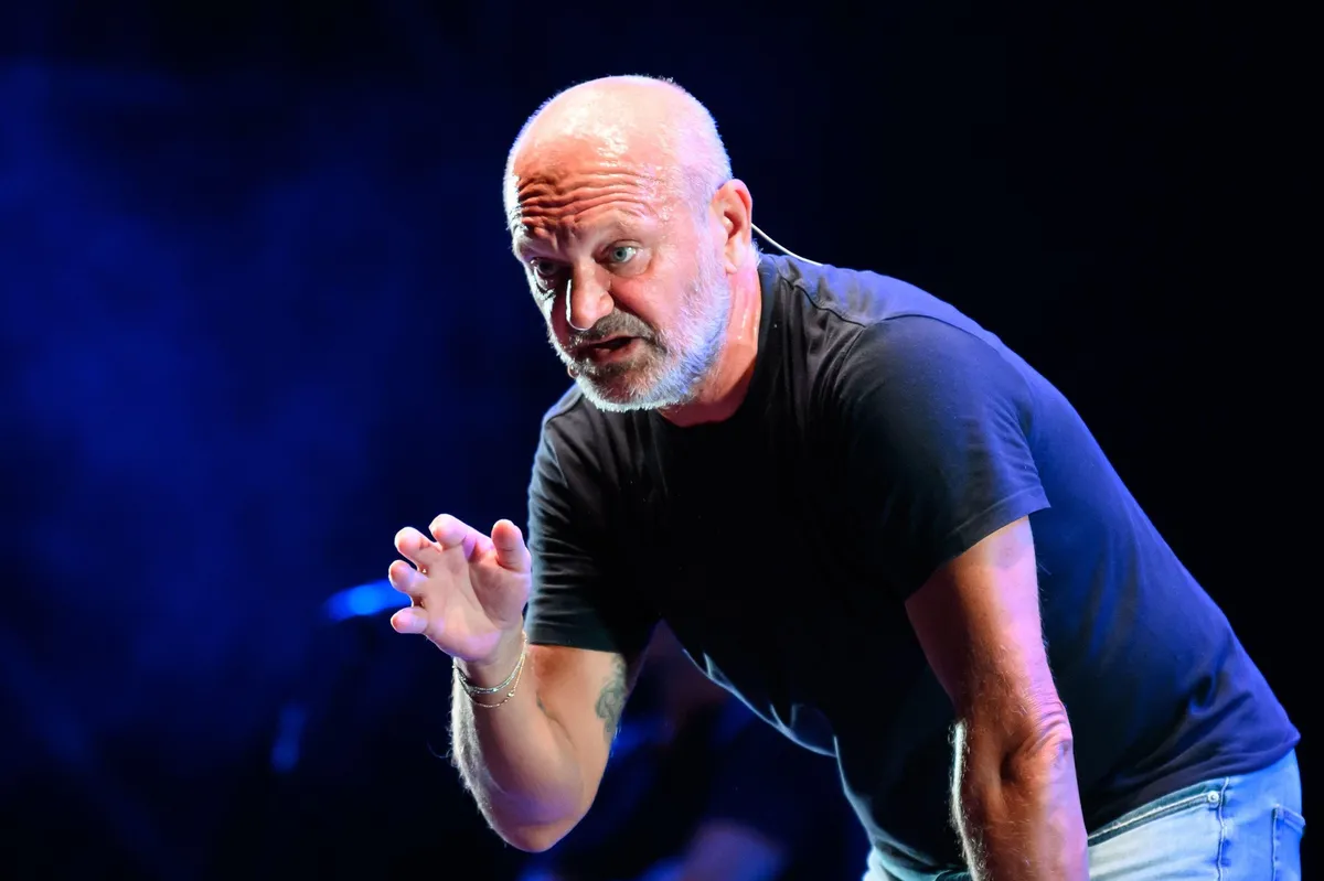 Italijanski komik odpovedal udeležbo na Sanremu, premierka Meloni ga je podprla