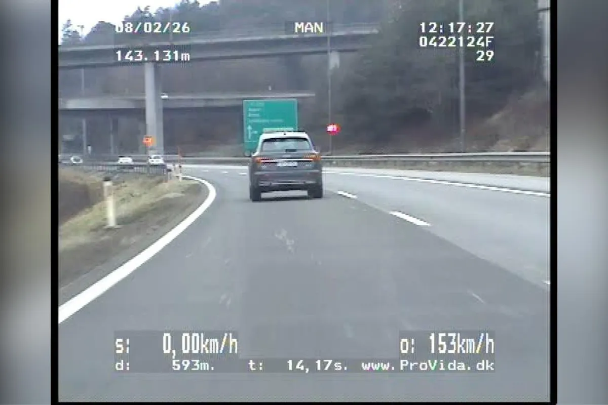 Policisti v Ljubljani in Kranju ujeli tri voznike, ki so divjali po avtocesti