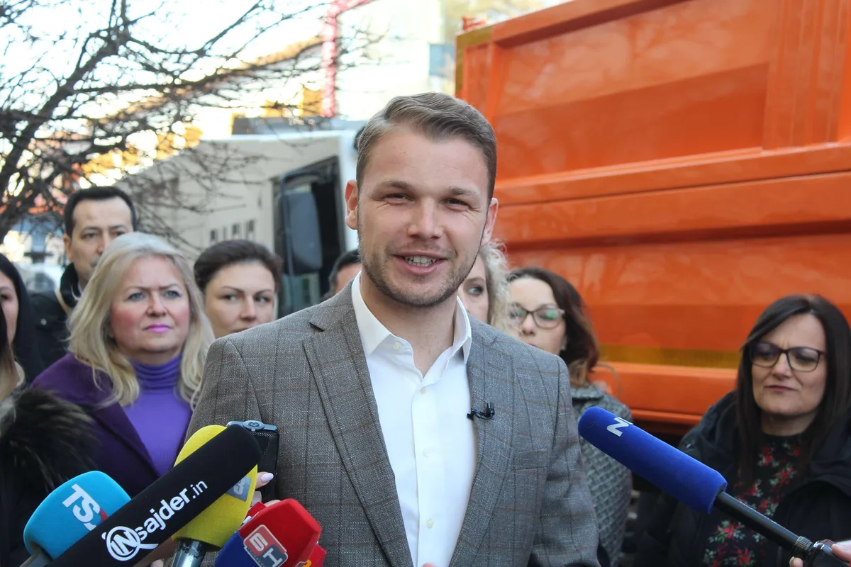 Zaradi nacionalističnega izpada je imel župan Banjaluke težave s hrvaško policijo