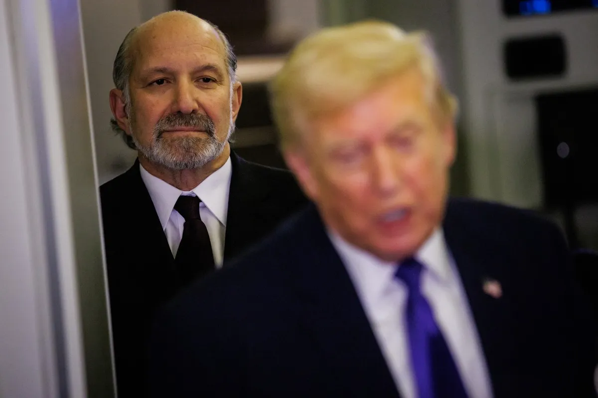 Trumpov minister za trgovino priznal, da je obiskal Epsteinov otok