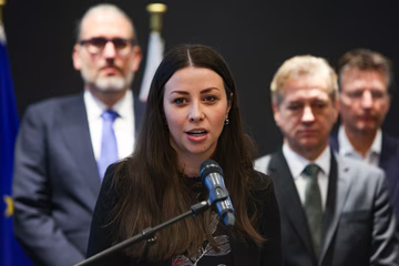 Joveva in Šarec pisala Webru: "Ustvarjate nesprejemljiv politični pritisk na neodvisne organe v Sloveniji"