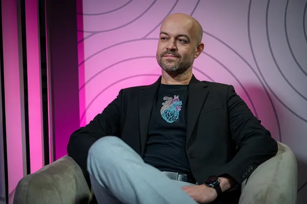 Srce nam res lahko "poči" zaradi stresa ali žalosti