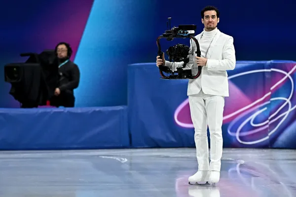 Na olimpijskem ledu piše zgodovino, a ne kot tekmovalec