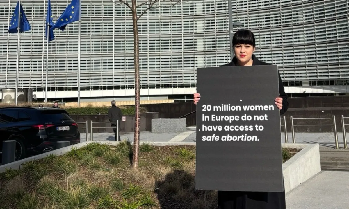 Devet članic EU Komisijo pozvalo, naj podpre pobudo My Voice, My Choice