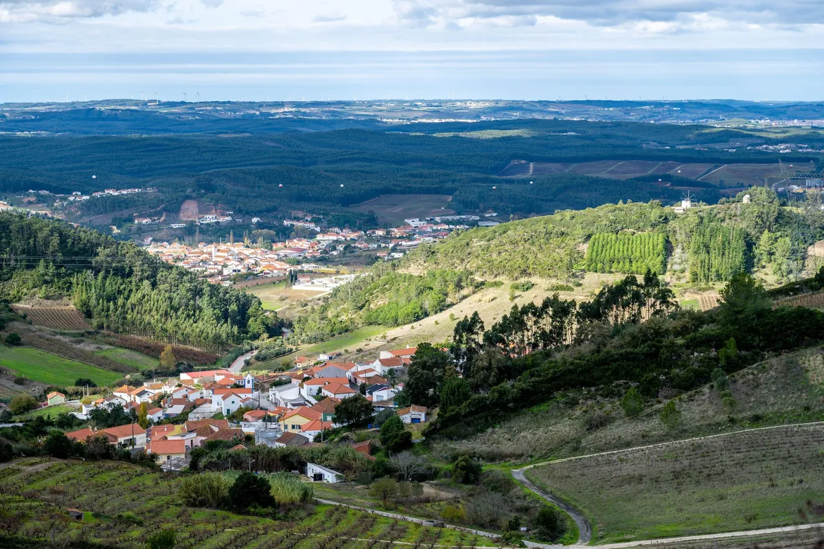 Okolico Lizbone stresel močan potres