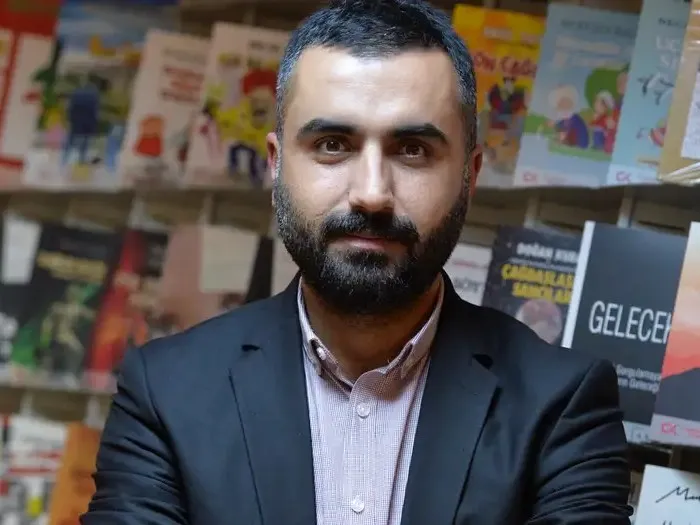 V Turčiji aretirali preiskovalnega novinarja in dopisnika Deutsche Welle