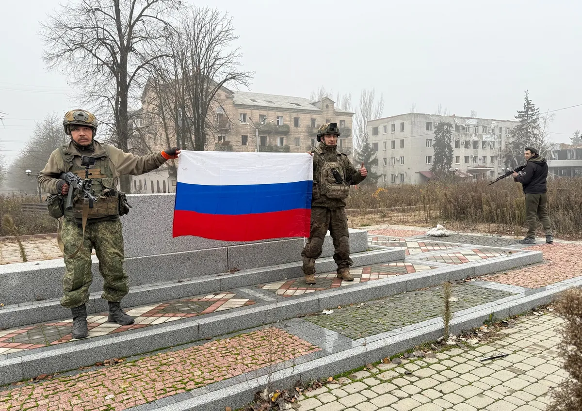 Kako Rusija s taktiko razpršenih manjših napadov izčrpava ukrajinske sile