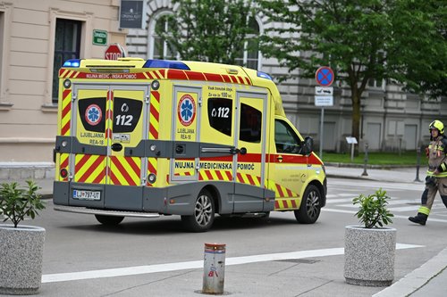 Policijska intervencija pred državnim zborom