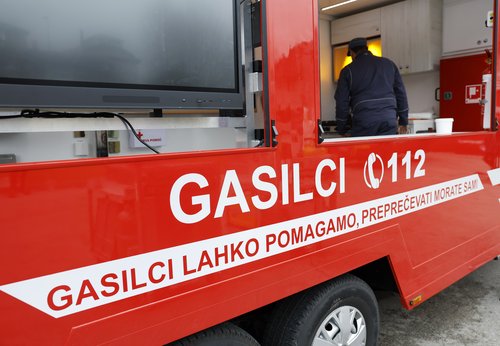Gasilska zveza predstavila preventivno gasilsko vozilo