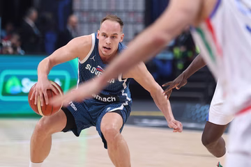 V ŽIVO: Sekulićeva četa potolčena že do polčasa