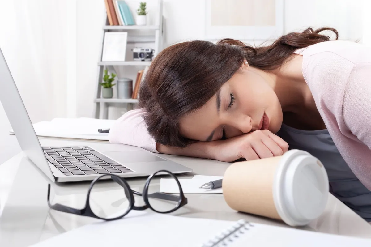 Majhne jutranje napake, zaradi katerih vam energije zmanjka že do poldneva