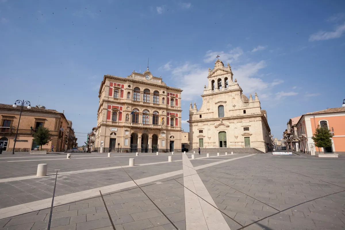Italijansko mesto, ki je popoln geometrijski fenomen (FOTO)