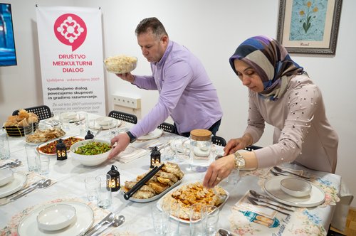 iftar, Društvo za medkulturni dialog, muslimani, islam