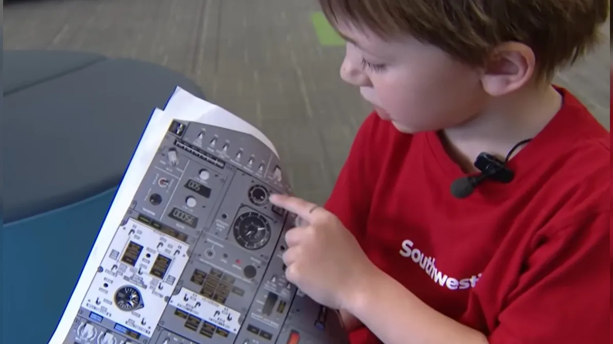 5-letnik opazil neskladje v priročniku za pilote in dobil nagrado