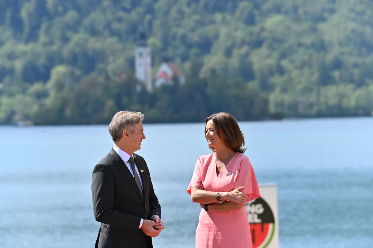 Razkrivamo: kaj piše v nominaciji Tanje Fajon za posebno predstavnico EU in kaj v Golobovem pismu podpore