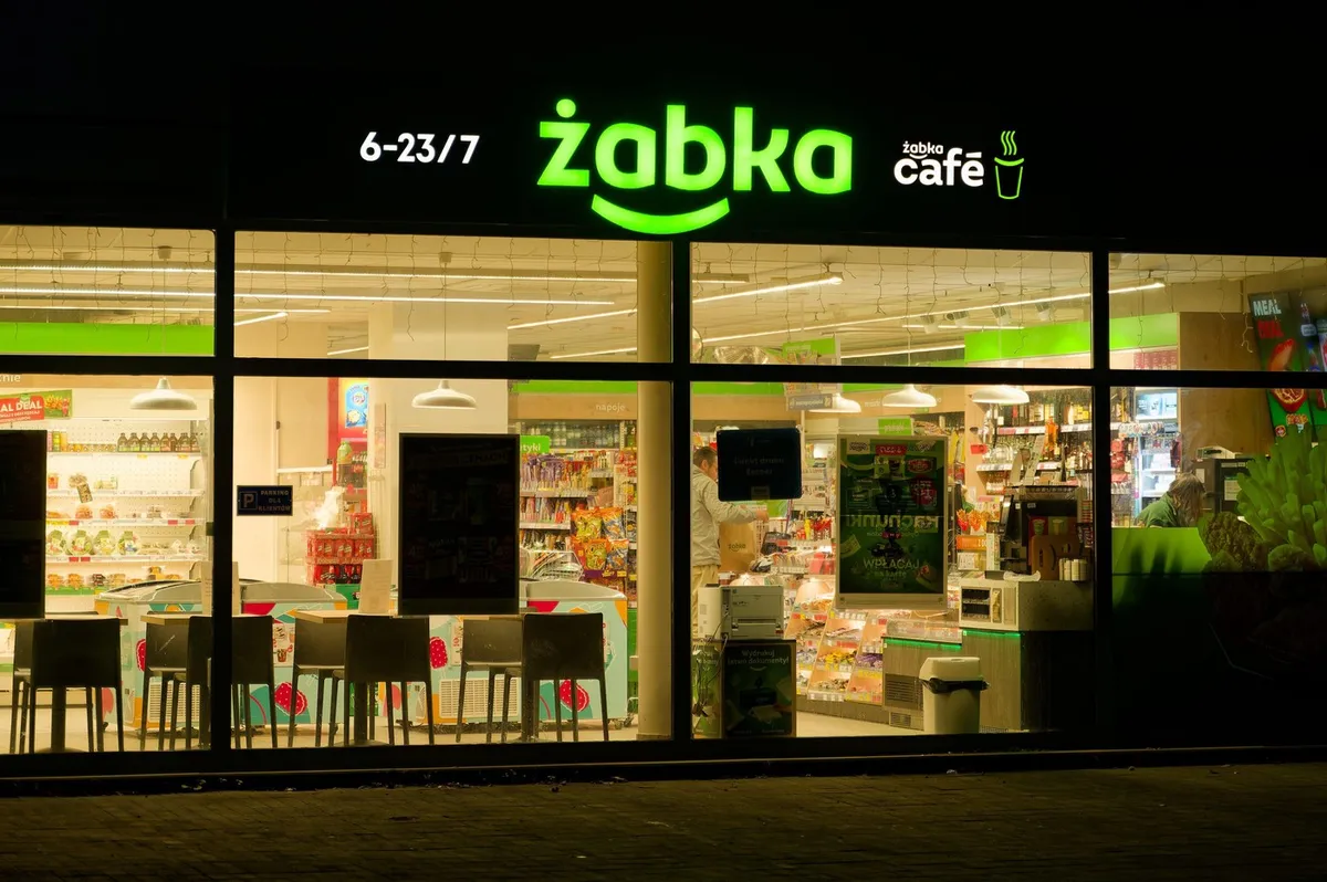 Varšava želi z novo prepovedjo zmanjšati kazniva dejanja, povezana z alkoholom