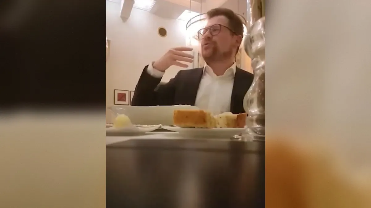 V past s posnetki ujeli tudi lobista Roka Hodeja. Tako kot Švarc Pipan naj bi ga zvabili na Dunaj