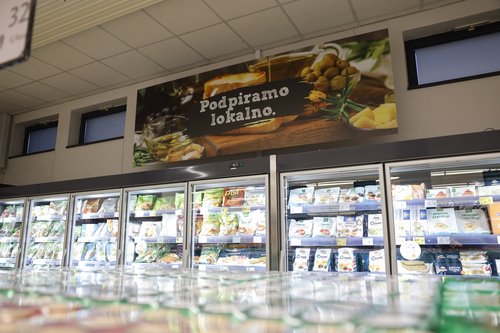 Tuš vaš slovenski trgovec 2