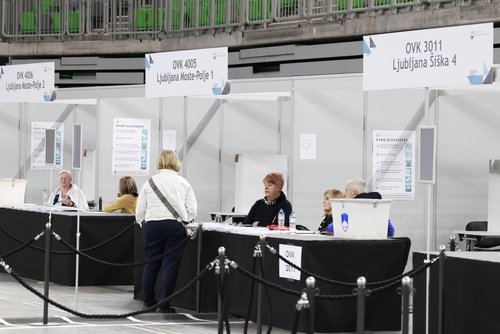 Predčasno glasovanje za volivce z območja Uprave enote Ljubljana