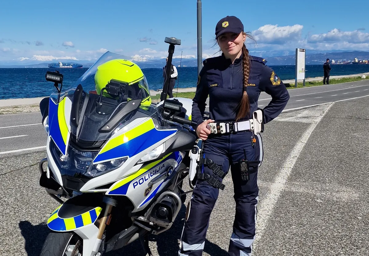 Na ceste se vračajo motoristi. Policija s preventivnimi dejavnostmi in nadzori