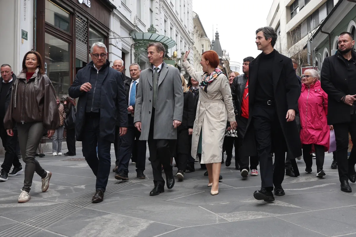 Koalicija: Verjamemo, da se bomo v ponedeljek zbudili v normalni državi