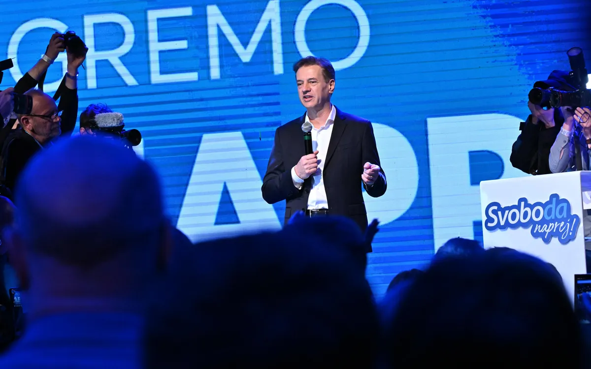 Kolumna Luke Lisjaka Gabrijelčiča: Kaj je bil ključ do tesne Golobove zmage