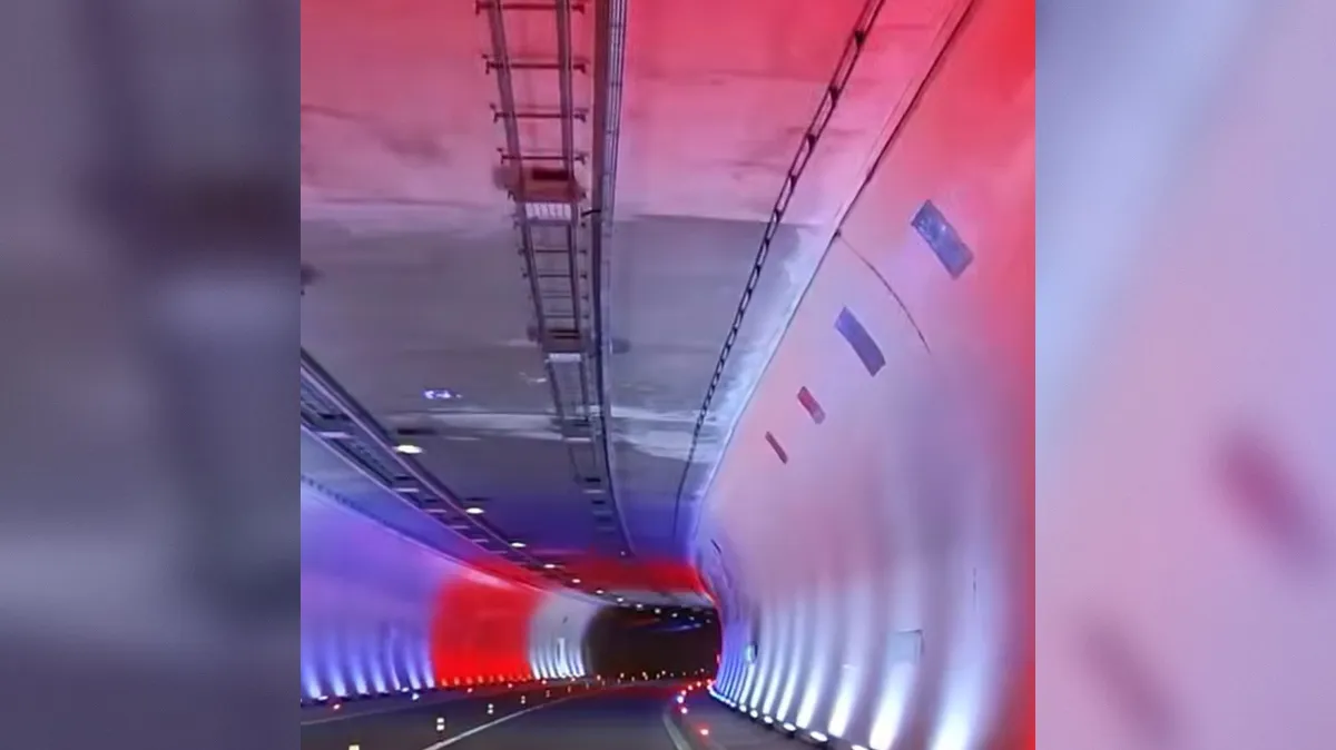 Kako je videti vožnja skozi novo cev predora Karavanke (VIDEO)