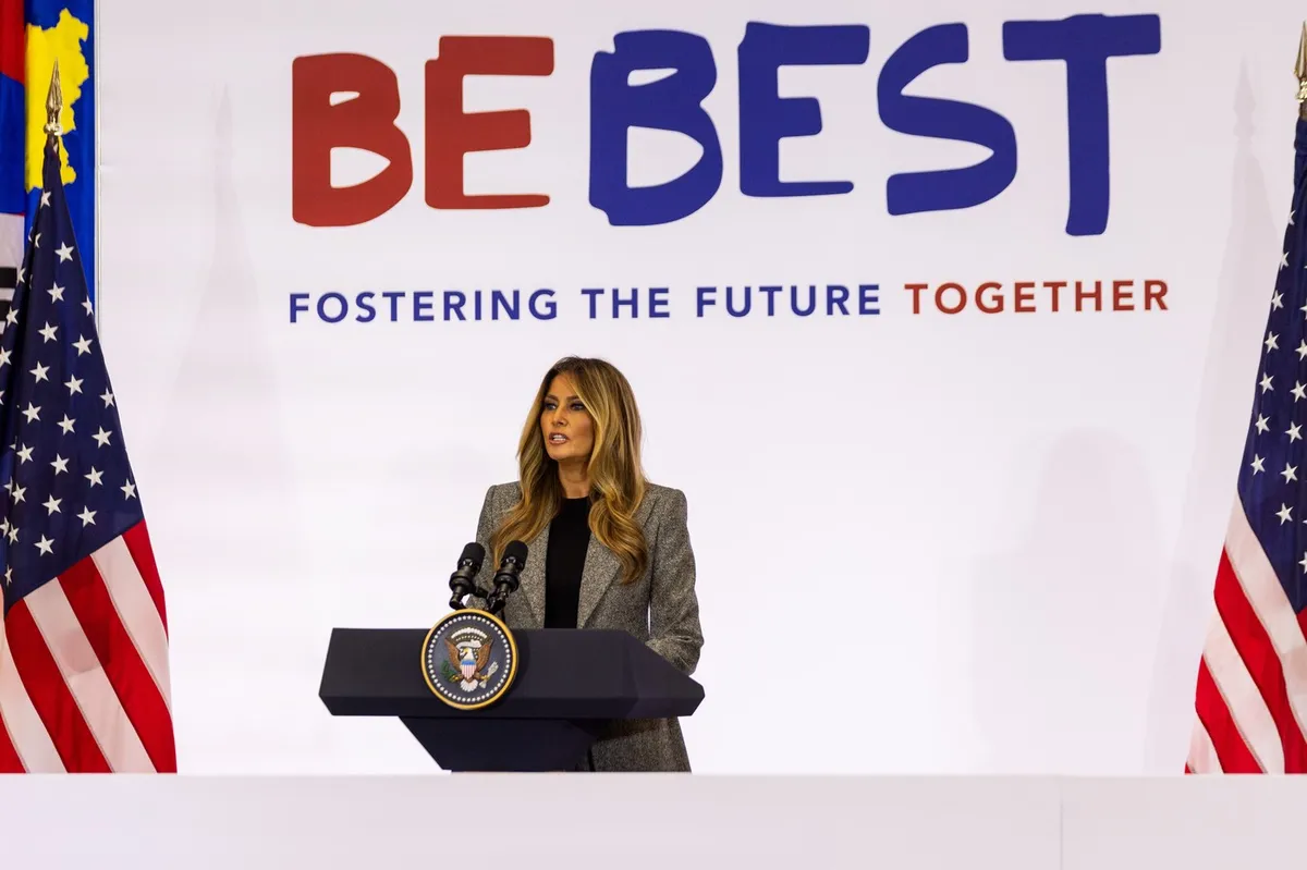 Kaj je vsebina pobude Melanie Trump, pri kateri sodeluje tudi Aleš Musar