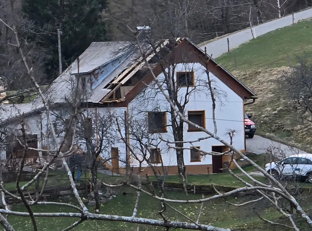 Rdeče opozorilo še vedno v veljavi, kaj nas čaka danes