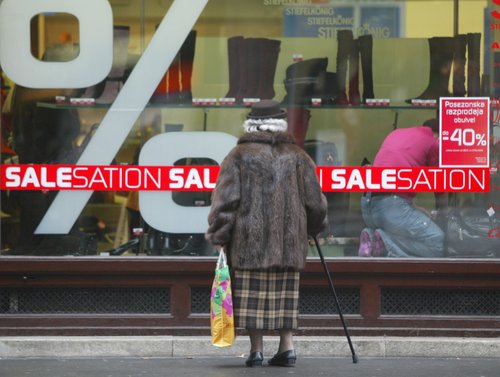 trgovina, razprodaja, upokojenka, starostnica