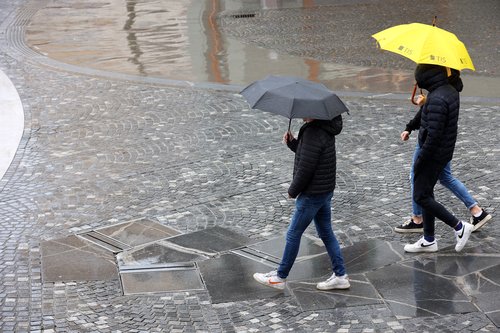 vreme, vremenska napoved, ljubljana, dež