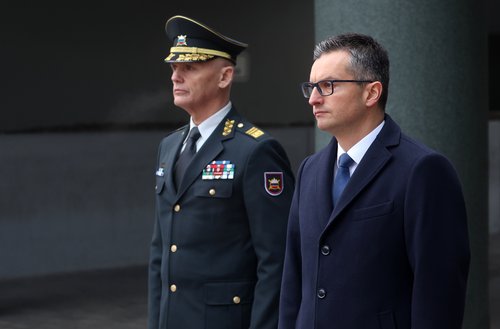 Marjan Šarec, robert glavaš