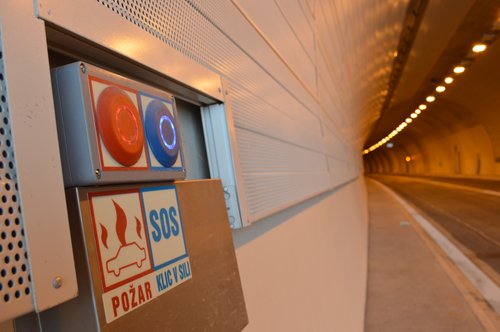 predor, avtocesta, simbolična