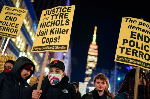 People react to release of video of fatal police encounter with Tyre Nichols, in New York
