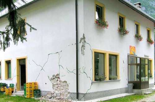 gradbeni posegi potresna varnost