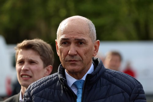 protest VSO, Janez Janša