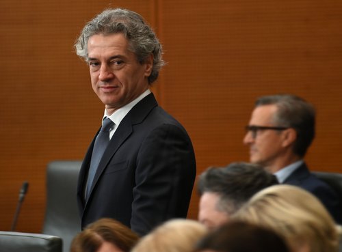 Robert Golob, parlament