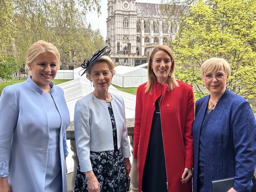 Slovaška,predsednica,Zuzana Čaputová,predsednica,Evropska komisija,Ursula von der Leyen, predsednica,Evropski parlament,Roberta Metsola,predsednica Nataša Pirc Musar,london,kronanje,britanija