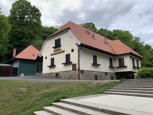 Gostilna Pri treh ribnikih