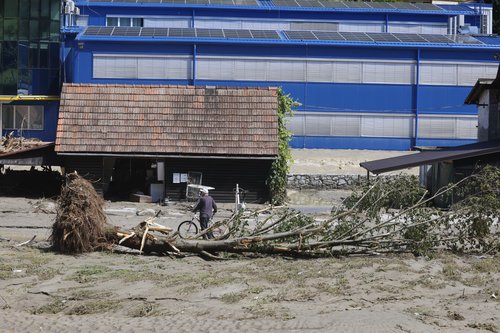 uničenje, poplava, mežica, koroška, sanacija