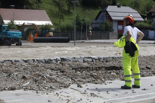 uničenje, poplava, mežica, koroška, sanacija