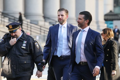 Trumpova sinova, sojenje, sodišče