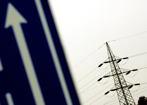 ELEKTRIKA ZNAK PODRAZITVE CENE GOSPODARSTVO