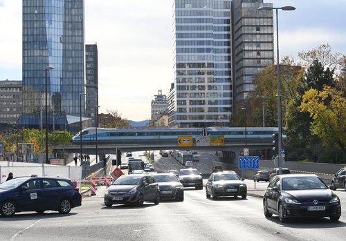 Železniški nadvoz Dunajska cesta rekonstrukcija 4. do 8. januar