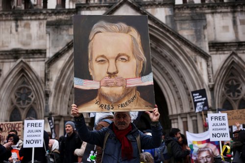 Julian Assange, protest