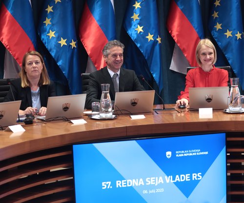 Petra Škofic, Robert Golob