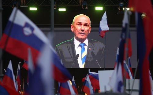 sds, protest, janez janša